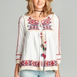 🌺NWT*VELZERA Geometric Embroidered Peasant Top